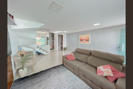 Casa à venda com 3 quartos, 186m² em Juliana, Belo Horizonte