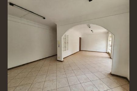 Sala de apartamento para alugar com 3 quartos, 130m² em Centro, Betim