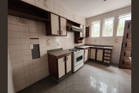 Cozinha de apartamento para alugar com 3 quartos, 130m² em Centro, Betim