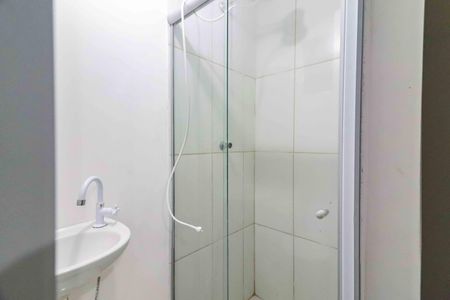 Banheiro de kitnet/studio para alugar com 1 quarto, 25m² em Vila Butantã, São Paulo