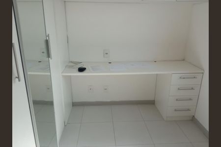 Apartamento à venda com 2 quartos, 42m² em Jardim Dona Leopoldina, Porto Alegre