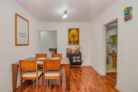 Sala de apartamento para alugar com 2 quartos, 74m² em Bom Jesus, Porto Alegre