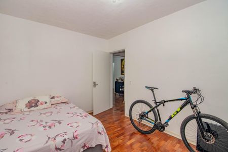 Quarto 1 de apartamento para alugar com 2 quartos, 74m² em Bom Jesus, Porto Alegre