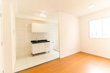Sala de apartamento para alugar com 2 quartos, 42m² em Jardim Brasilia, São Paulo