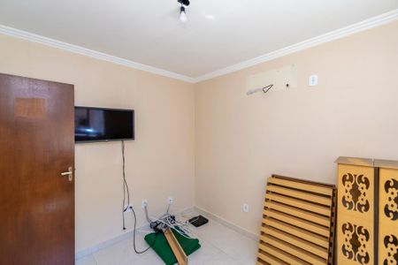 Quarto 1 de casa de condomínio à venda com 3 quartos, 180m² em Penha, Rio de Janeiro
