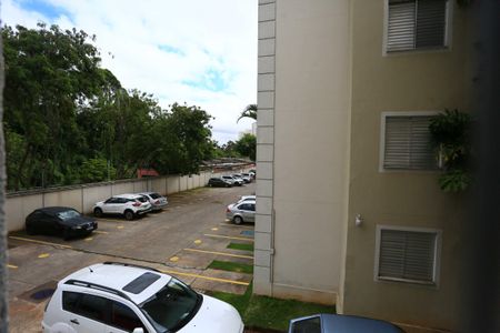 Sala vista de apartamento para alugar com 2 quartos, 45m² em Parque Esmeralda, São Paulo