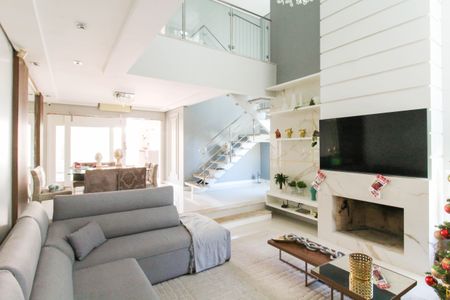 Sala de casa para alugar com 4 quartos, 350m² em Fátima, Canoas