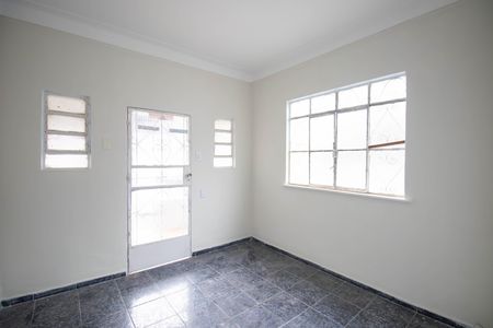 Sala de casa para alugar com 2 quartos, 100m² em Centro, São Gonçalo