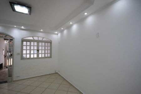 Sala de casa para alugar com 2 quartos, 180m² em Vila Maria Baixa, São Paulo