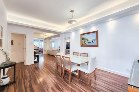 Sala de apartamento para alugar com 3 quartos, 176m² em Laranjeiras, Rio de Janeiro