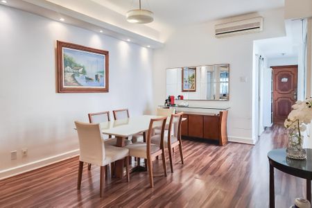 Sala de apartamento para alugar com 3 quartos, 176m² em Laranjeiras, Rio de Janeiro
