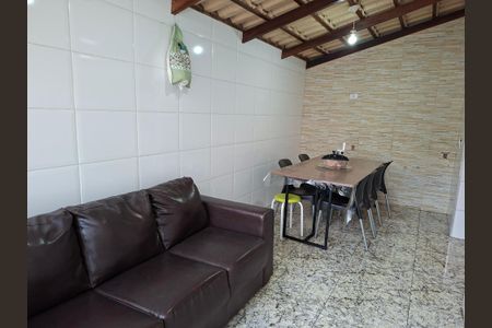 Área de serviço de casa à venda com 4 quartos, 158m² em Europa, Contagem