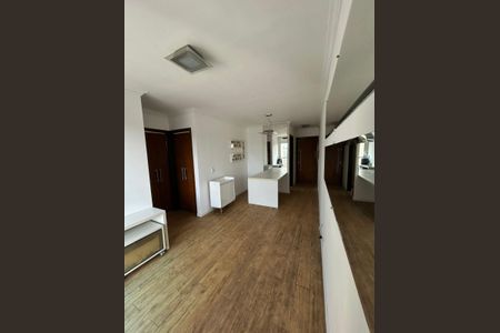 Sala de apartamento para alugar com 2 quartos, 55m² em Vila Pierina, São Paulo