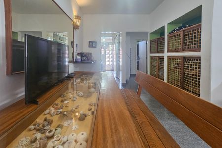 Sala de apartamento para alugar com 2 quartos, 55m² em Jardim Vitoria, Guarujá