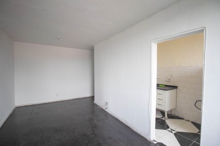 Sala de apartamento para alugar com 2 quartos, 45m² em Colubandê, São Gonçalo