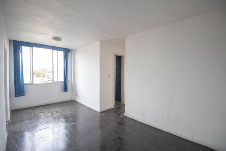 Sala de apartamento para alugar com 2 quartos, 45m² em Colubandê, São Gonçalo