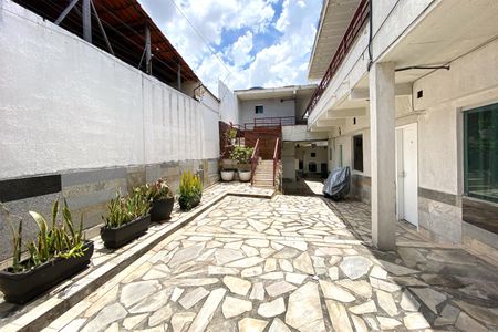 Área comum - Pátio de kitnet/studio à venda com 1 quarto, 50m² em São Paulo, Belo Horizonte