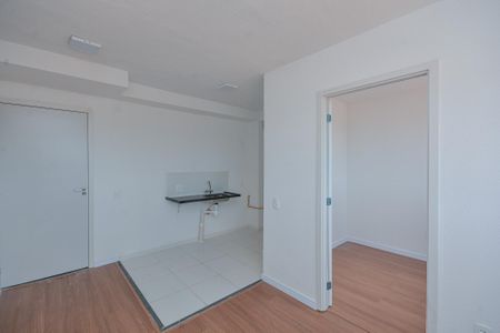 Sala de apartamento para alugar com 2 quartos, 34m² em Veleiros, São Paulo