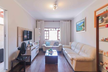 Sala de casa à venda com 3 quartos, 183m² em Vila Albano, São Paulo