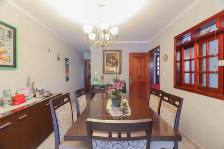 Sala de casa à venda com 3 quartos, 183m² em Vila Albano, São Paulo