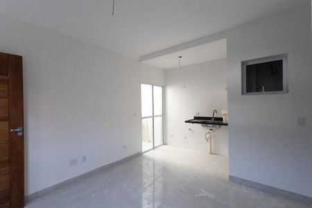 Sala / Cozinha de kitnet/studio para alugar com 2 quartos, 50m² em Vila Ede, São Paulo