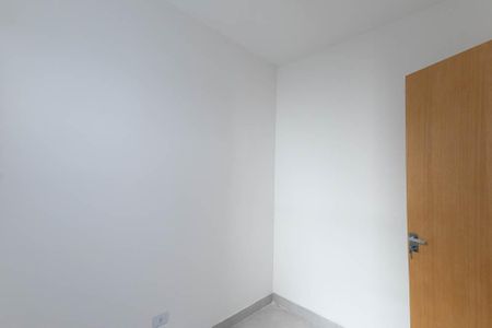 Quarto 2 de apartamento para alugar com 2 quartos, 50m² em Vila Ede, São Paulo