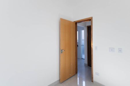 Quarto 1 de apartamento para alugar com 2 quartos, 44m² em Vila Ede, São Paulo