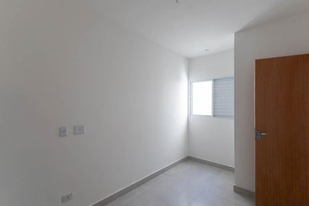 Quarto 2 de apartamento para alugar com 2 quartos, 44m² em Vila Ede, São Paulo