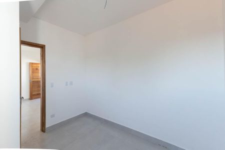 Quarto 2 de apartamento para alugar com 2 quartos, 50m² em Vila Ede, São Paulo