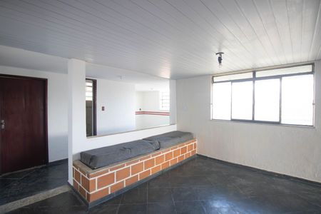 Sala de apartamento para alugar com 3 quartos, 190m² em Patronato, São Gonçalo