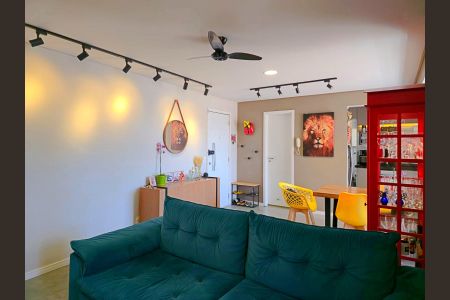 Sala de apartamento à venda com 2 quartos, 84m² em Vila Santo Antonio, Guarulhos