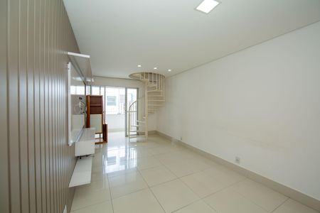 SALA de apartamento à venda com 2 quartos, 130m² em Buritis, Belo Horizonte