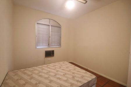 Quarto de apartamento para alugar com 2 quartos, 77m² em Tortuga, Guarujá