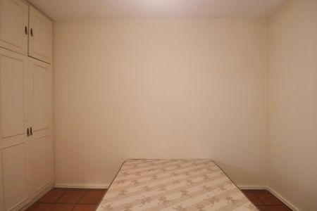 Quarto de apartamento para alugar com 2 quartos, 77m² em Tortuga, Guarujá