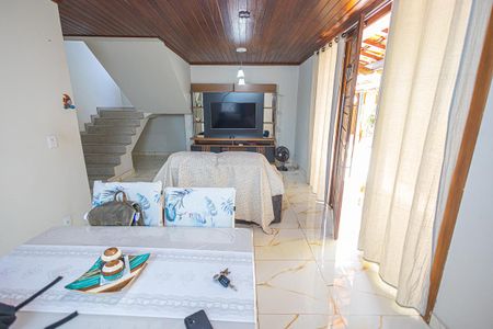 sala de casa de condomínio à venda com 4 quartos, 170m² em Planalto, Belo Horizonte