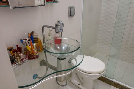 Banheiro - 1º Pavimento de casa de condomínio à venda com 3 quartos, 204m² em Todos Os Santos, Rio de Janeiro