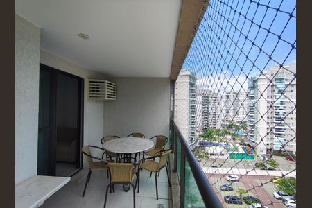 Apartamento para alugar com 3 quartos, 70m² em Curicica, Rio de Janeiro