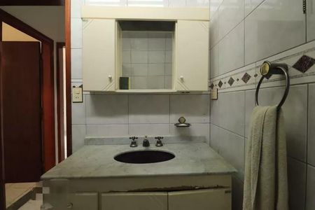 Casa à venda com 2 quartos, 96m² em Vila Lucinda, Santo André