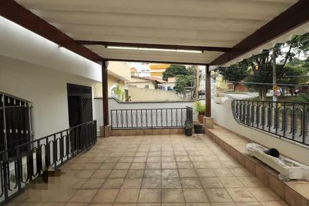 Casa à venda com 2 quartos, 96m² em Vila Lucinda, Santo André