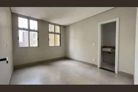 Apartamento à venda com 2 quartos, 57m² em Centro, Belo Horizonte