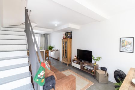 Sala de casa de condomínio para alugar com 2 quartos, 67m² em Campo Novo, Porto Alegre