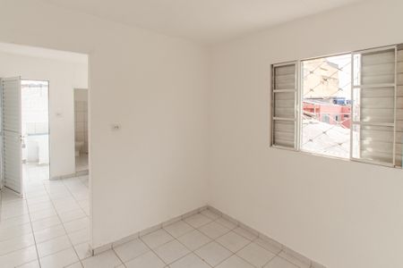 Quarto de casa para alugar com 1 quarto, 50m² em Vila Medeiros, São Paulo