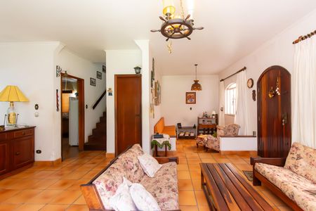 Sala de casa à venda com 6 quartos, 216m² em Jardim Avelino, São Paulo