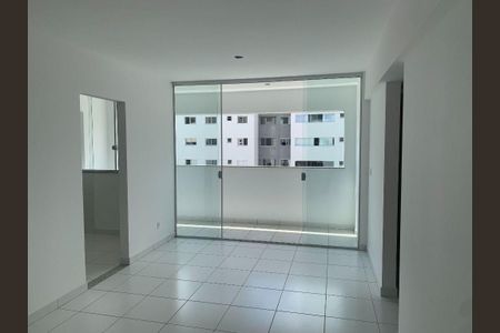 Foto 01 de apartamento à venda com 3 quartos, 74m² em Betânia, Belo Horizonte