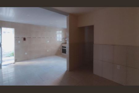 Sala de casa para alugar com 2 quartos, 78m² em Parque Ulisses, Nova Iguaçu