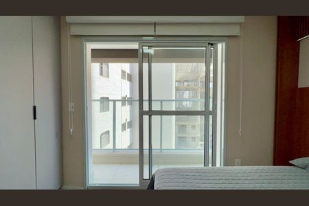 Varanda de kitnet/studio à venda com 1 quarto, 26m² em Pinheiros, São Paulo