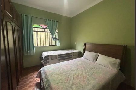 Casa para alugar com 3 quartos, 285m² em Nacional, Contagem