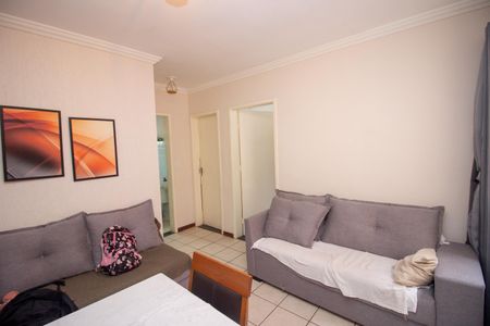 Sala de apartamento à venda com 2 quartos, 48m² em Jardim Laguna, Contagem