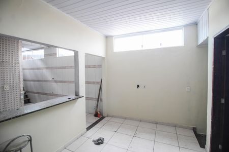 Sala de apartamento para alugar com 2 quartos, 55m² em Parque Sao Vicente, Belford Roxo
