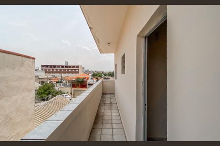 Varanda de casa para alugar com 2 quartos, 80m² em Vila Guilhermina, São Paulo